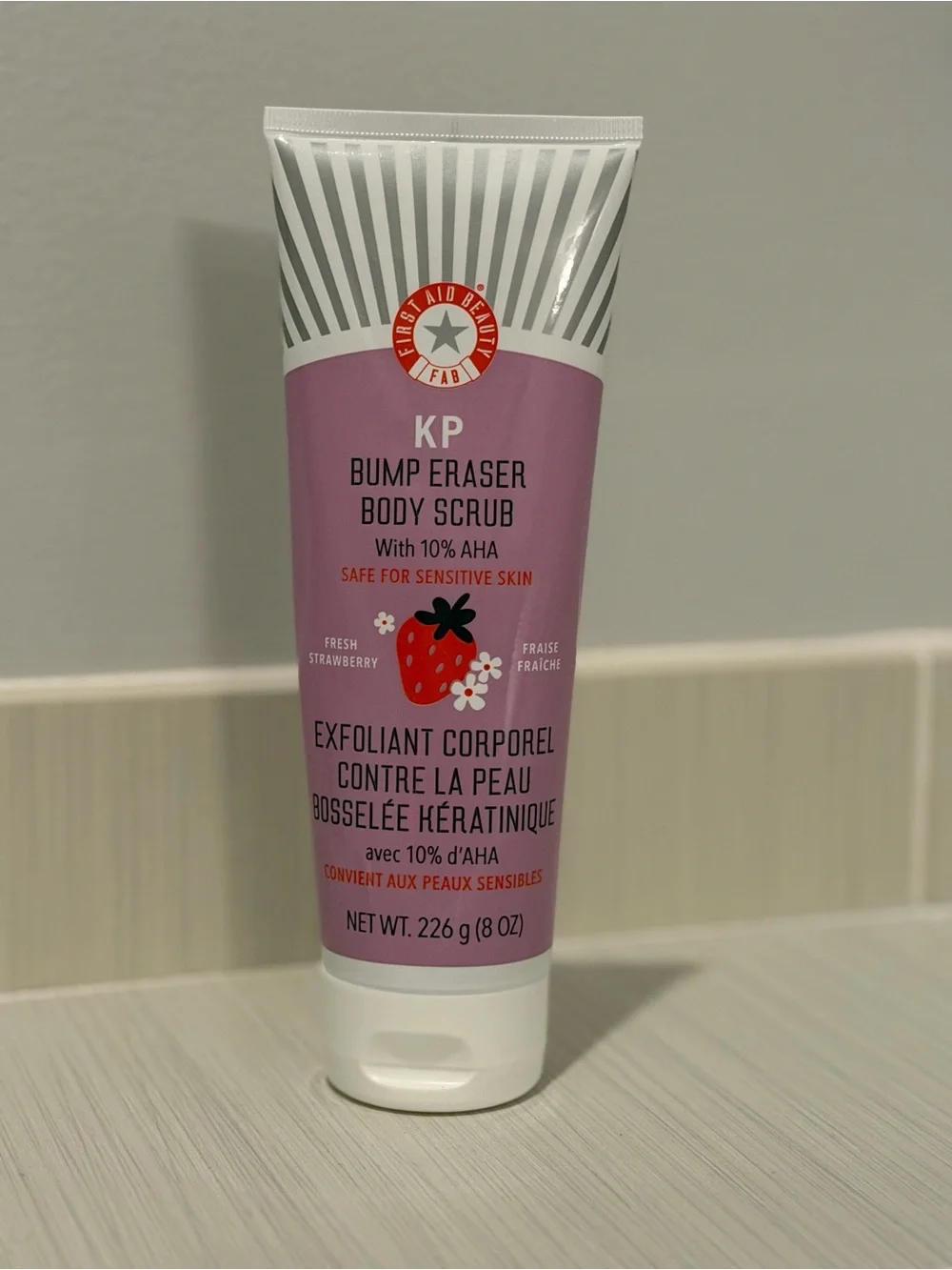FIRST AID BEAUTY KP Bump Eraser Body Scrub  10% AHA Fresh Strawberry, NWT